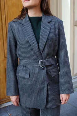 Aki Blazer