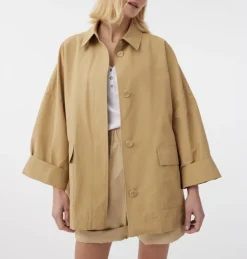 Carry Coat
