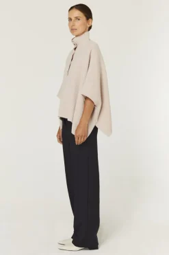 Honore Cape