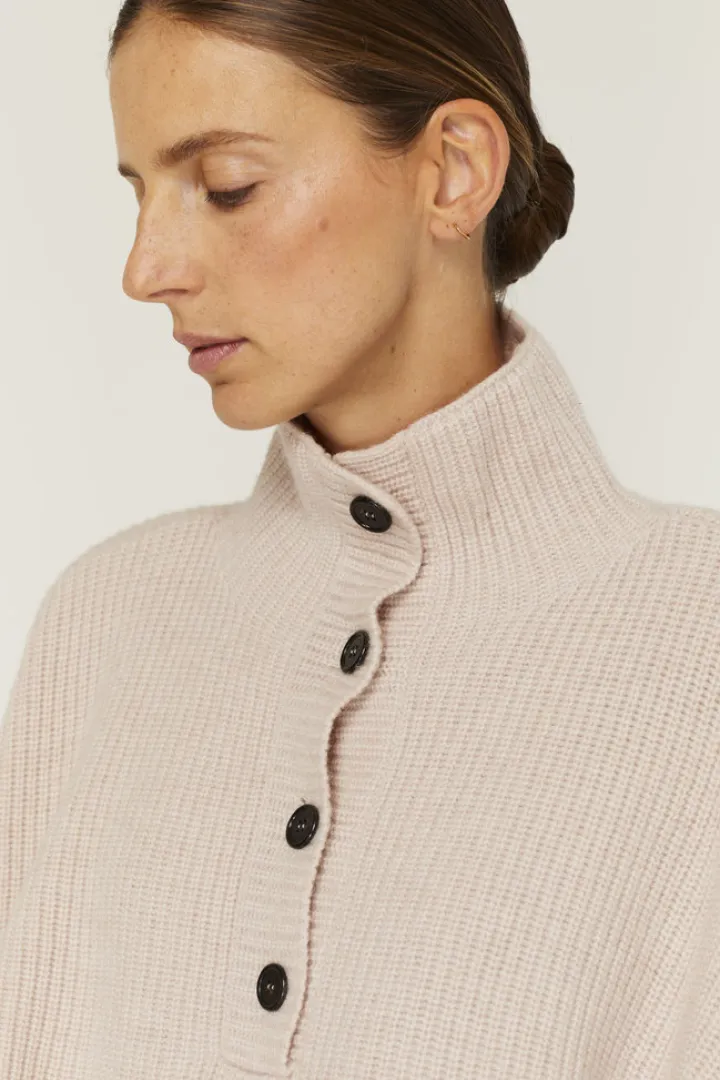 Honore Cape