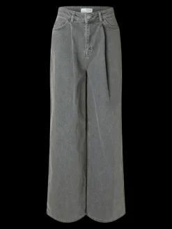 Olivia Jeans