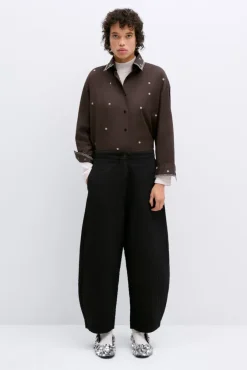 Padded Curved Pants